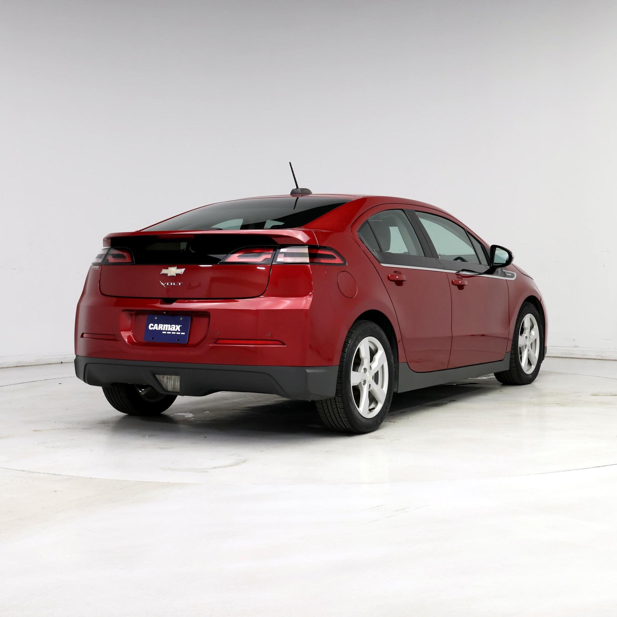 Thumbnail: 2015 Chevrolet Volt - 8