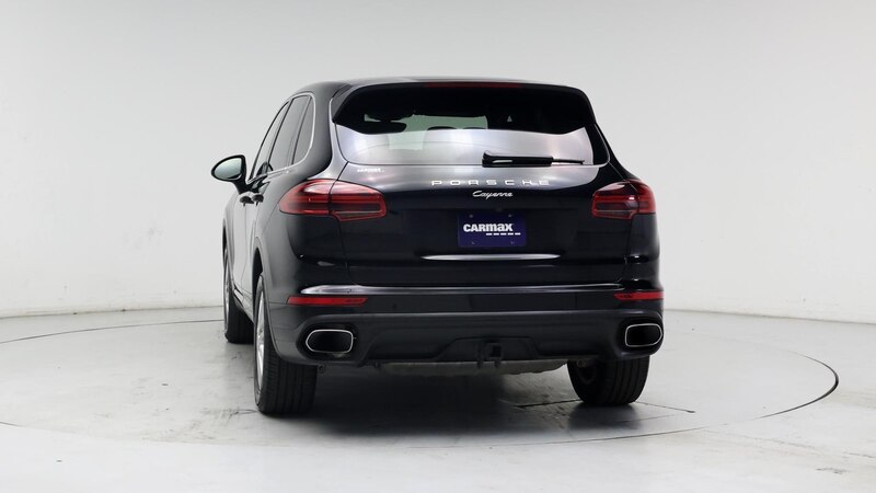 2016 Porsche Cayenne  6