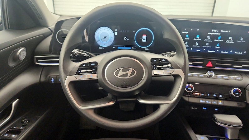 2024 Hyundai Elantra SEL 10