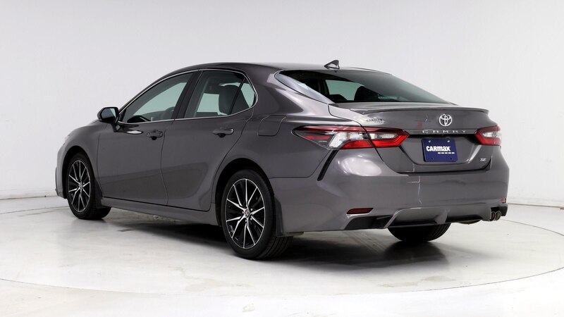 2024 Toyota Camry SE 2