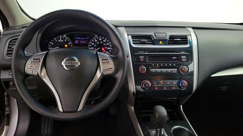 2014 Nissan Altima S 9