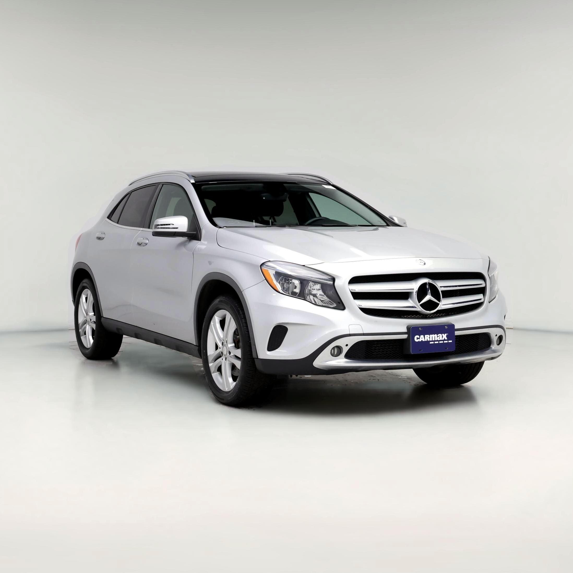 Thumbnail: 2015 Mercedes-Benz GLA - 1