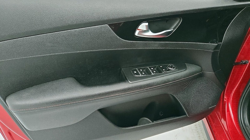 2021 Kia Forte GT 12