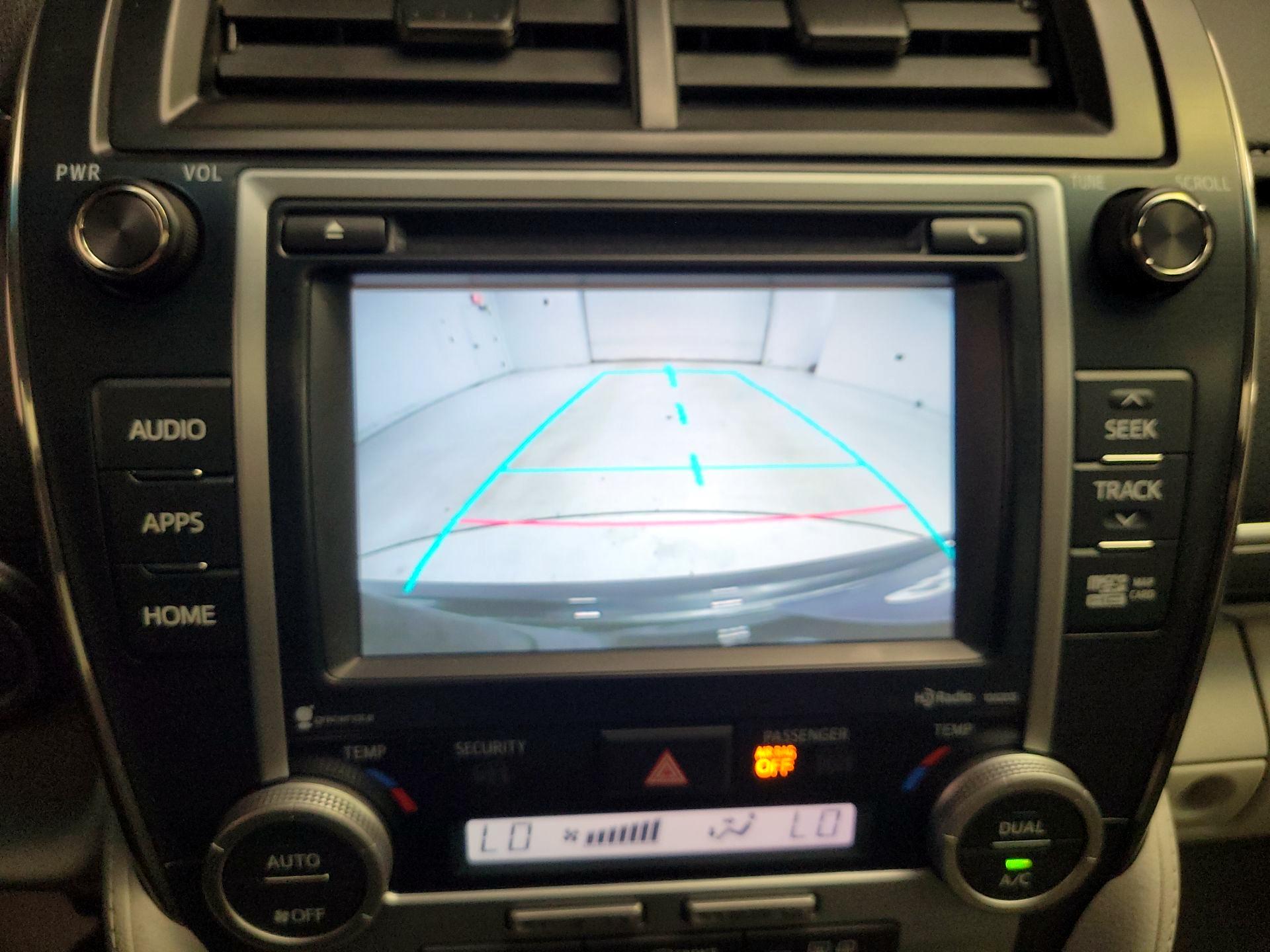 Thumbnail: 2014 Toyota Camry - 14