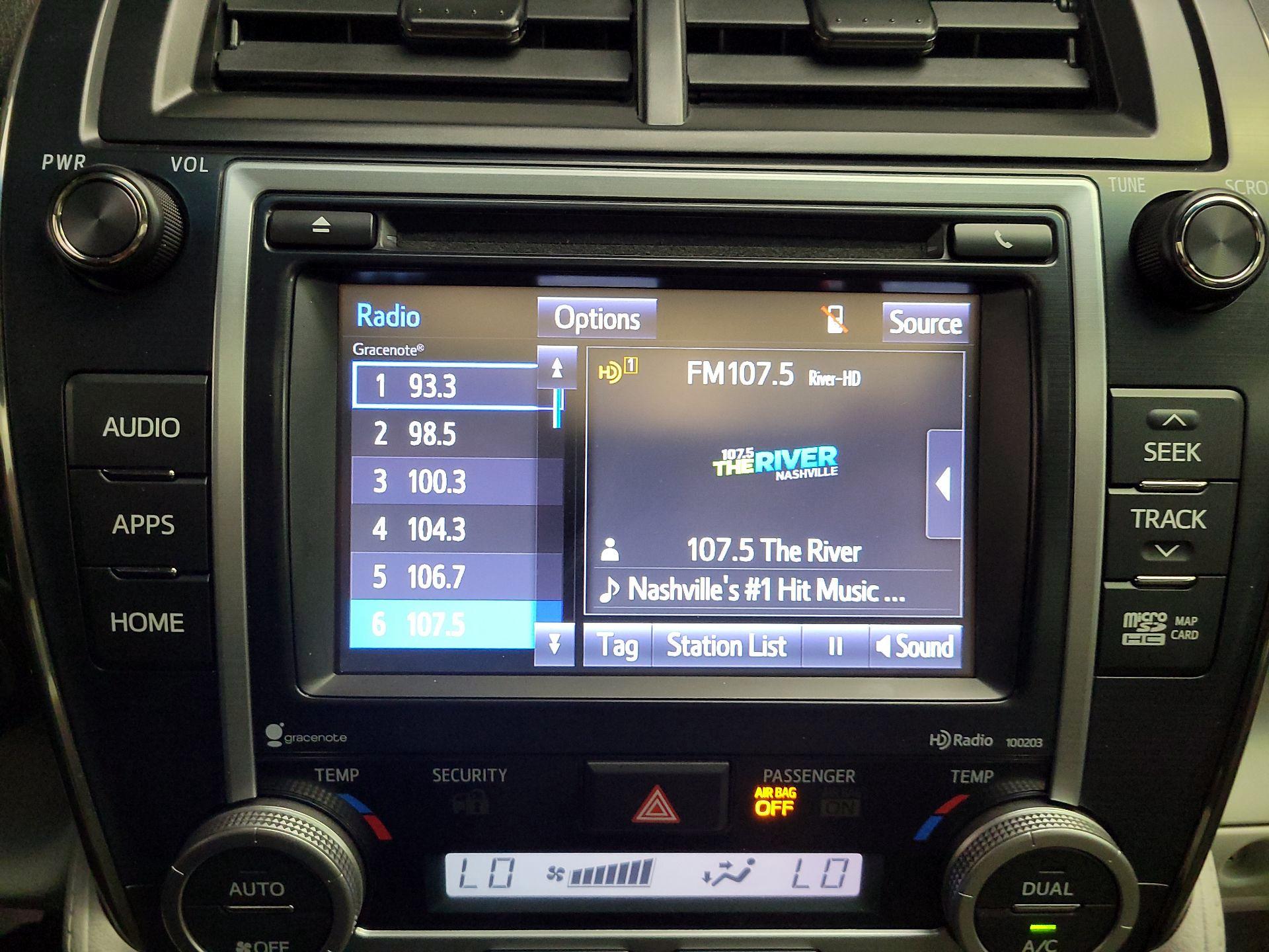 Thumbnail: 2014 Toyota Camry - 15