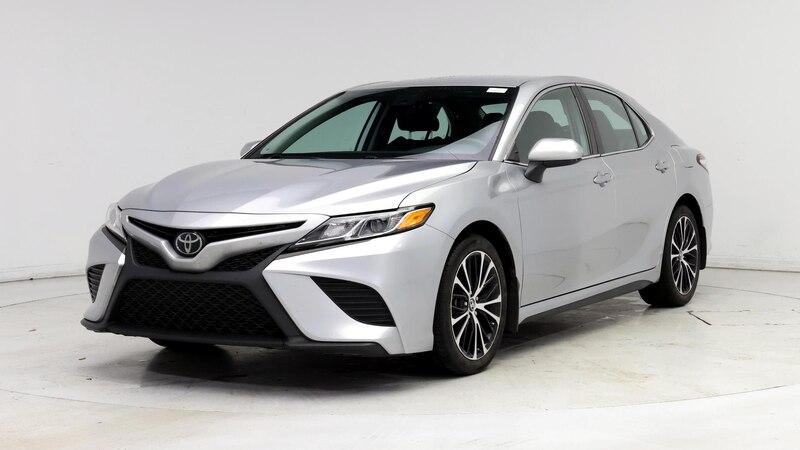 2020 Toyota Camry SE 4