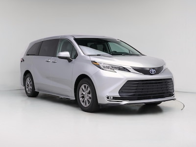 2021 Toyota Sienna XLE -
                Nashville, TN