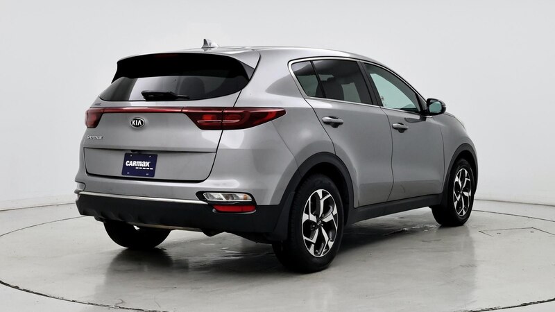 2020 Kia Sportage LX 8