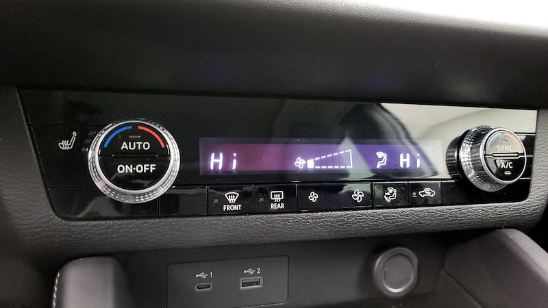 2023 Mitsubishi Outlander SE 17