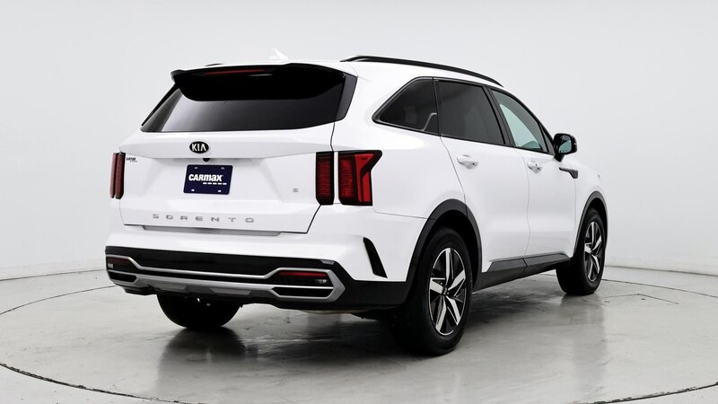 2021 Kia Sorento S 8