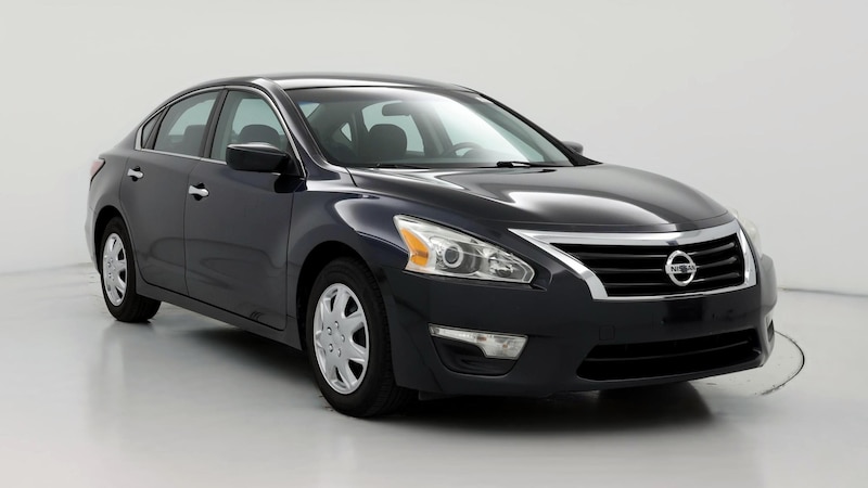 2014 Nissan Altima S Hero Image