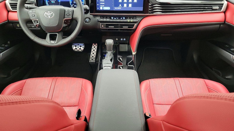 2025 Toyota Camry XSE 9