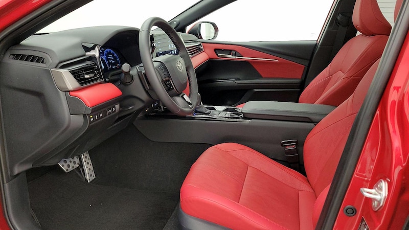 2025 Toyota Camry XSE 11