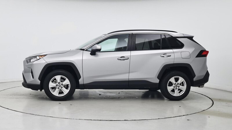 2021 Toyota RAV4 XLE 3