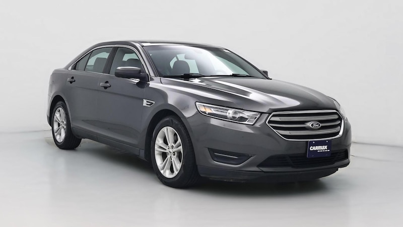 2015 Ford Taurus SEL Hero Image