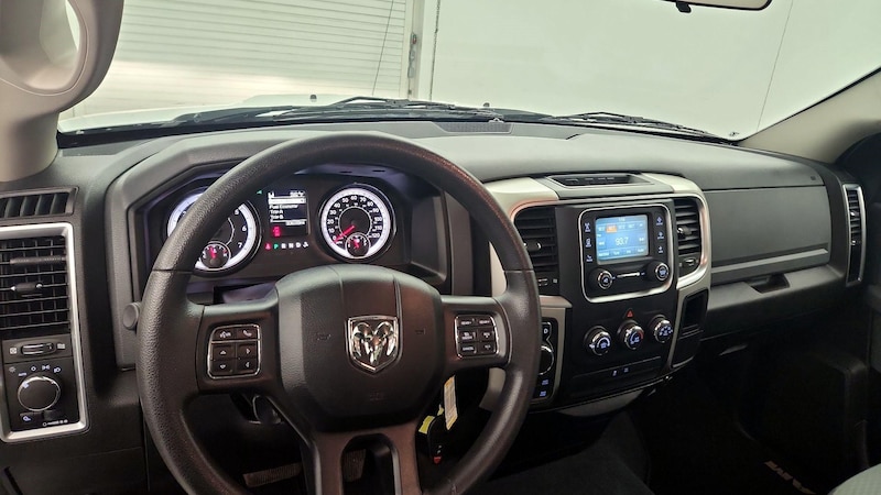 2020 RAM 1500 Classic SLT 8