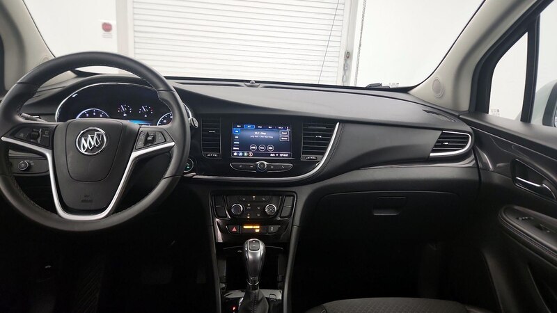 2022 Buick Encore Preferred 8