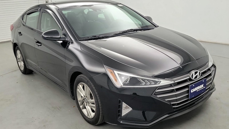 2020 Hyundai Elantra SEL Hero Image