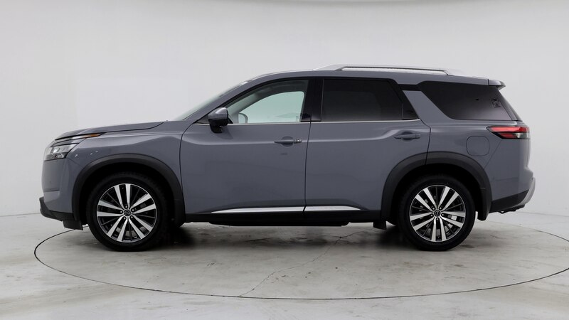 2022 Nissan Pathfinder Platinum 3