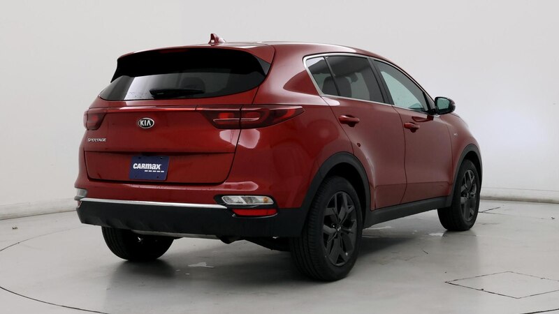 2022 Kia Sportage LX 8