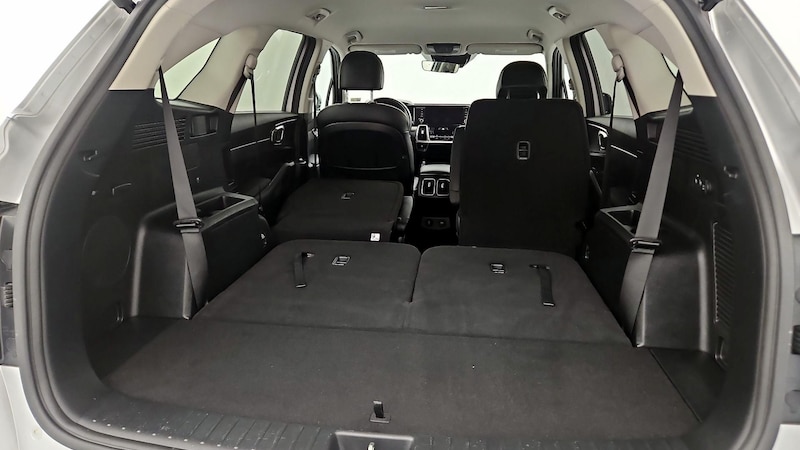 2022 Kia Sorento EX 23