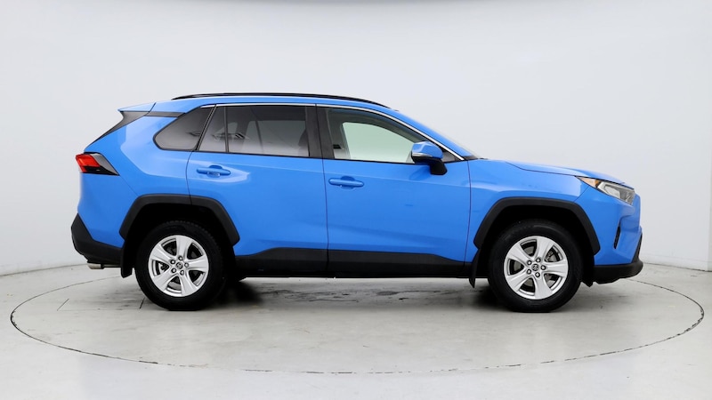 2019 Toyota RAV4 XLE 7