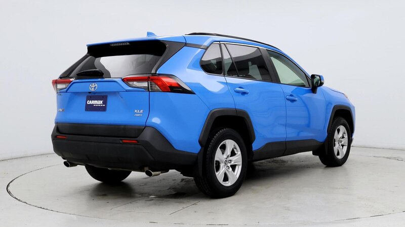 2019 Toyota RAV4 XLE 8