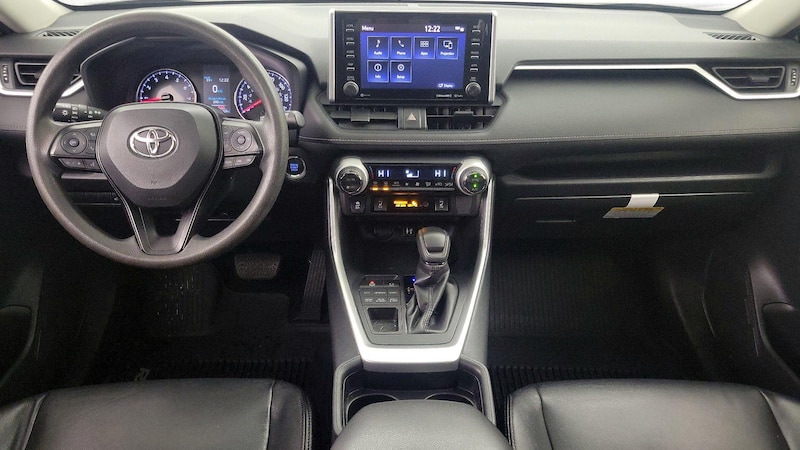 2019 Toyota RAV4 XLE Premium 9