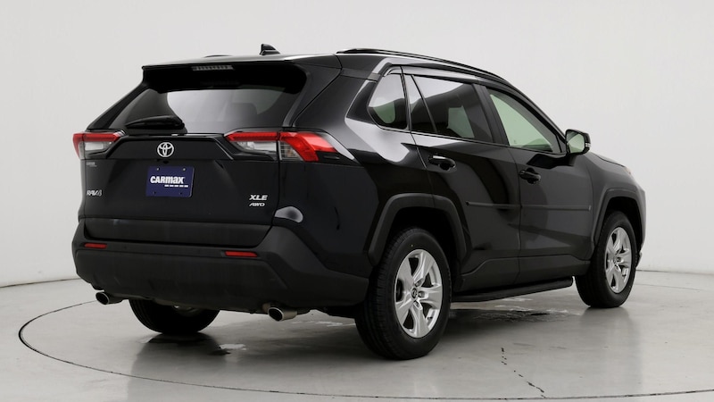 2019 Toyota RAV4 XLE Premium 8