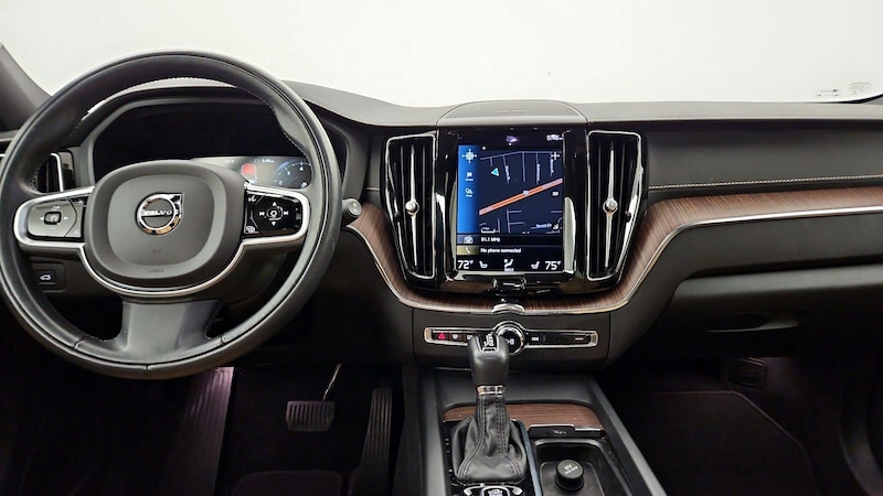 2021 Volvo XC60 T5 Inscription 9