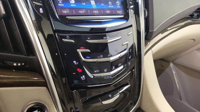 2019 Cadillac Escalade Premium Luxury 17