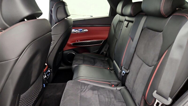2022 Genesis GV70 Sport 21
