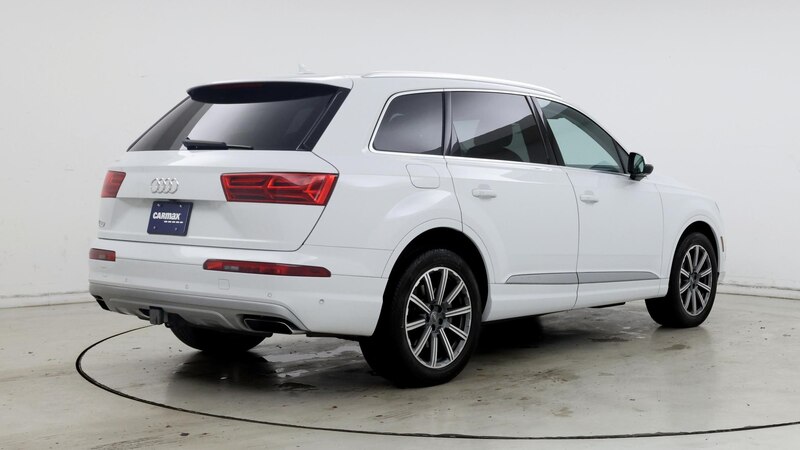 2019 Audi Q7 Premium Plus 8