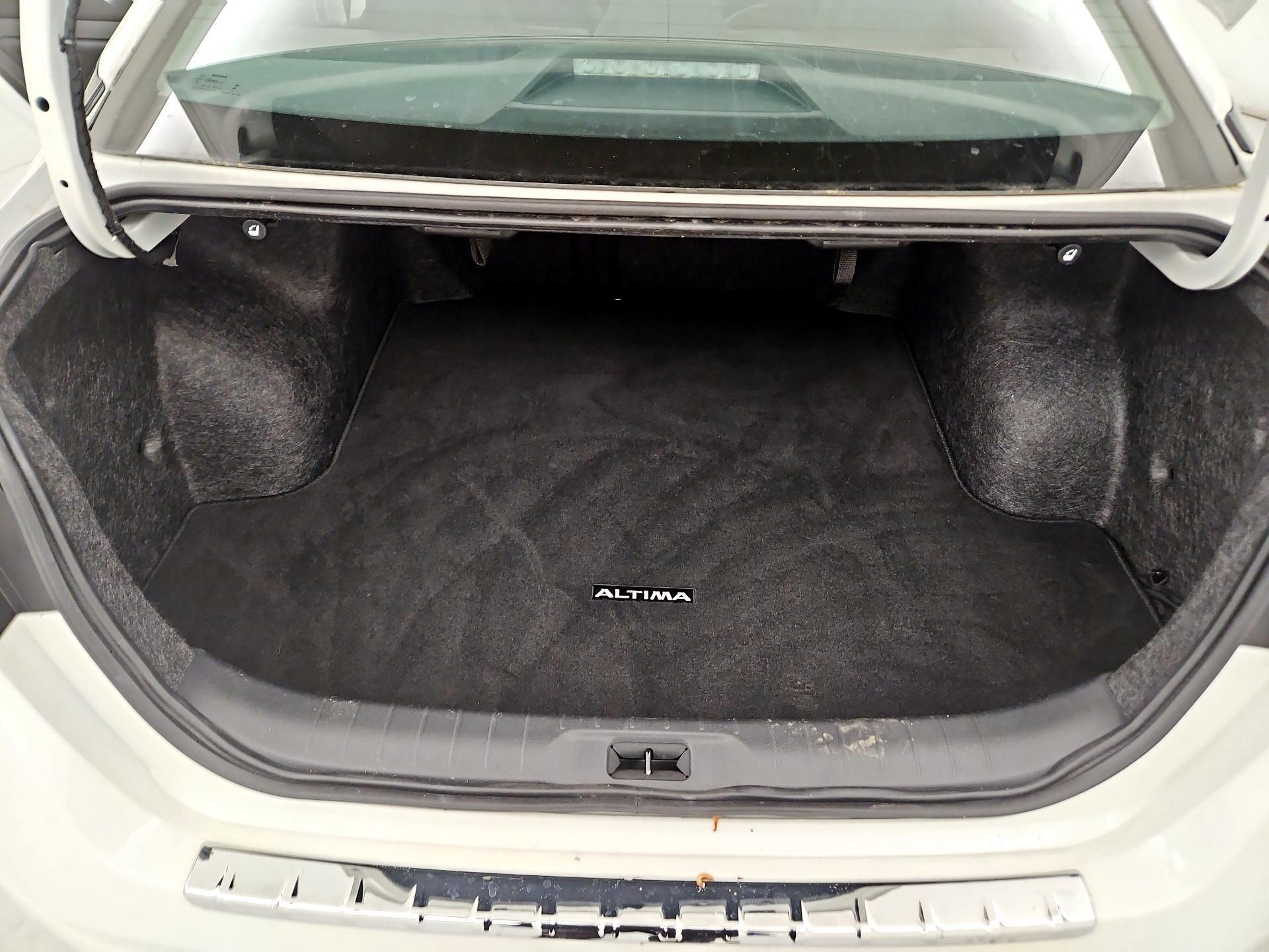 Thumbnail: 2023 Nissan Altima - 20