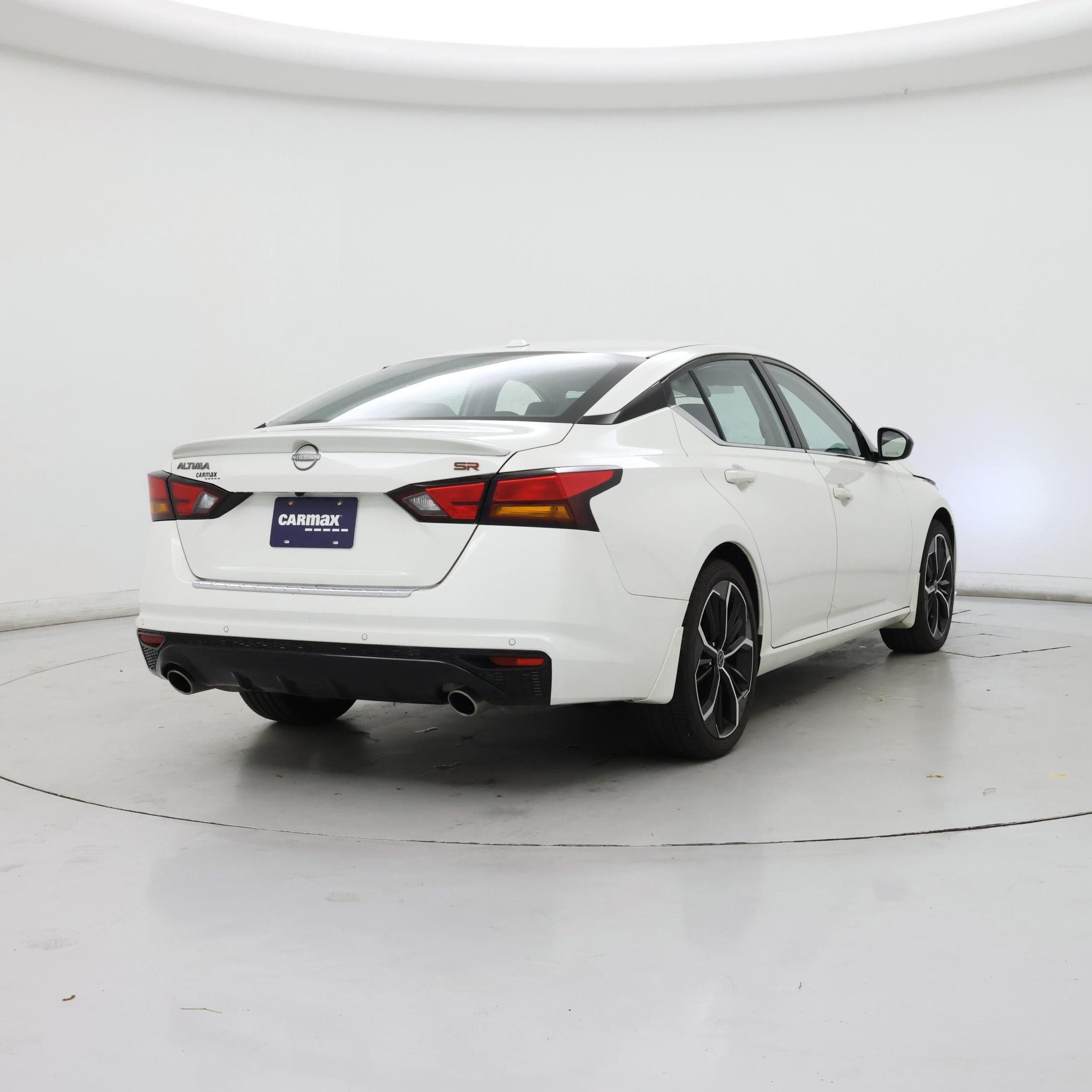 Thumbnail: 2023 Nissan Altima - 8