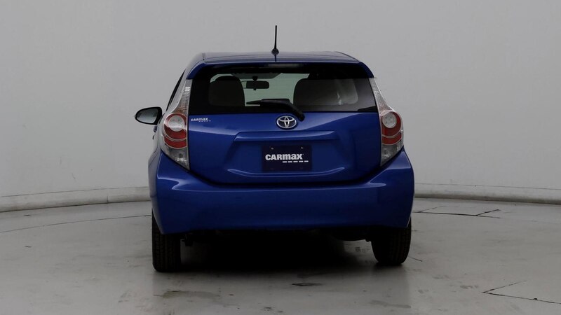 2013 Toyota Prius c Two 6