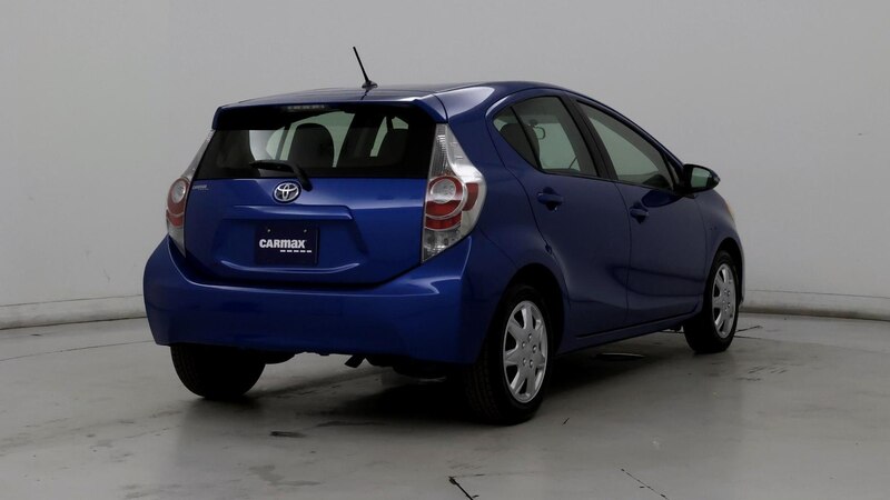 2013 Toyota Prius c Two 8