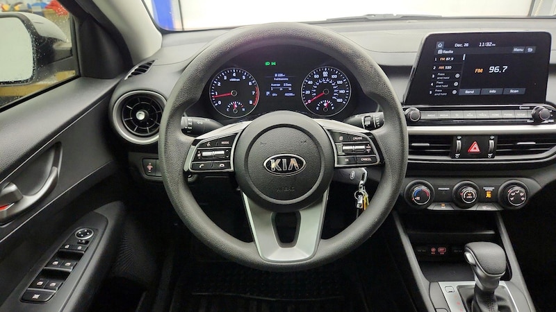 2021 Kia Forte LXS 10