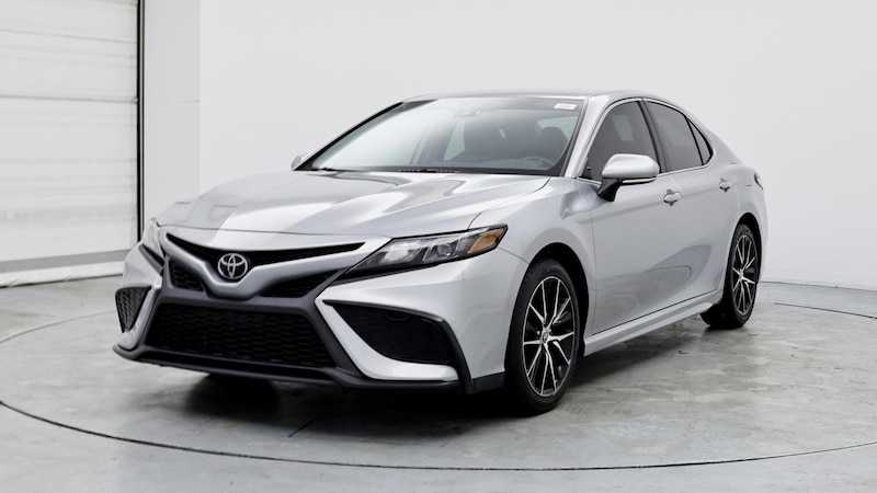 2022 Toyota Camry SE 4