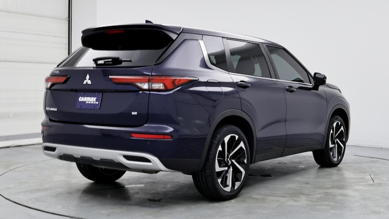 2022 Mitsubishi Outlander SE 8