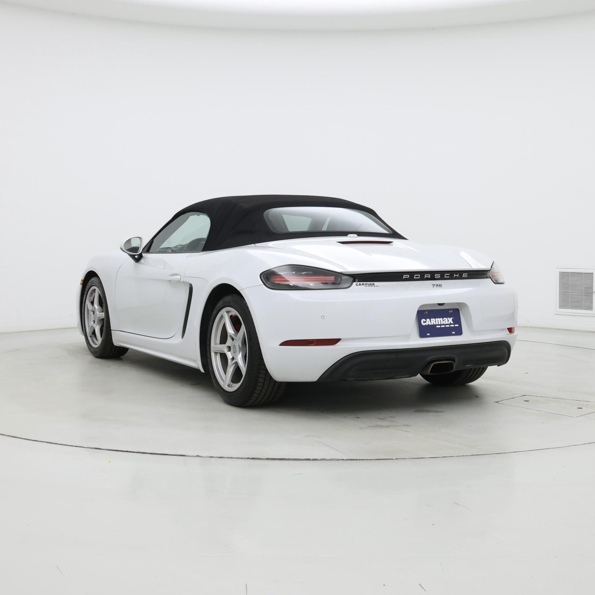 Thumbnail: 2018 Porsche 718 Boxster - 2