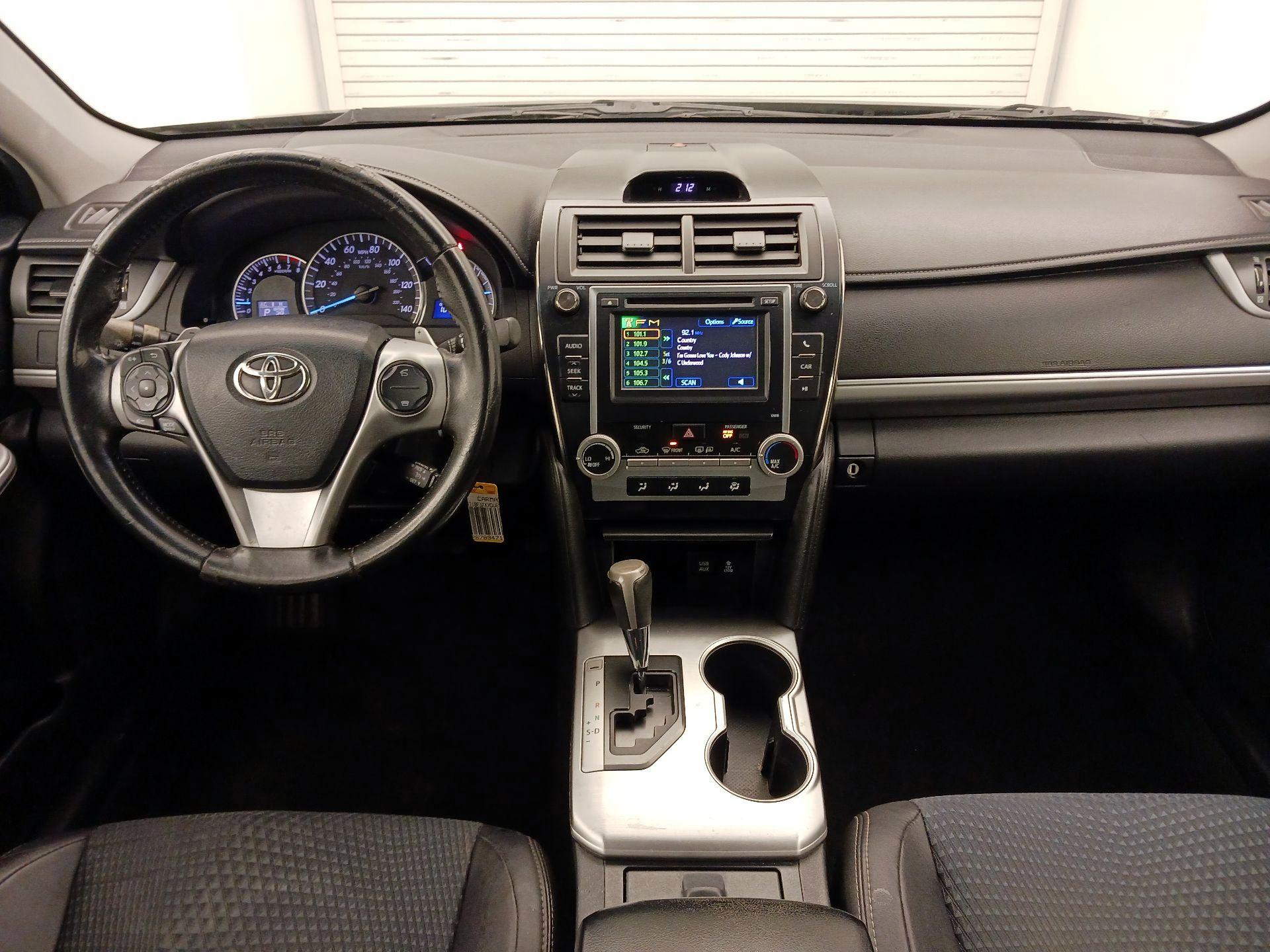 Thumbnail: 2013 Toyota Camry - 9