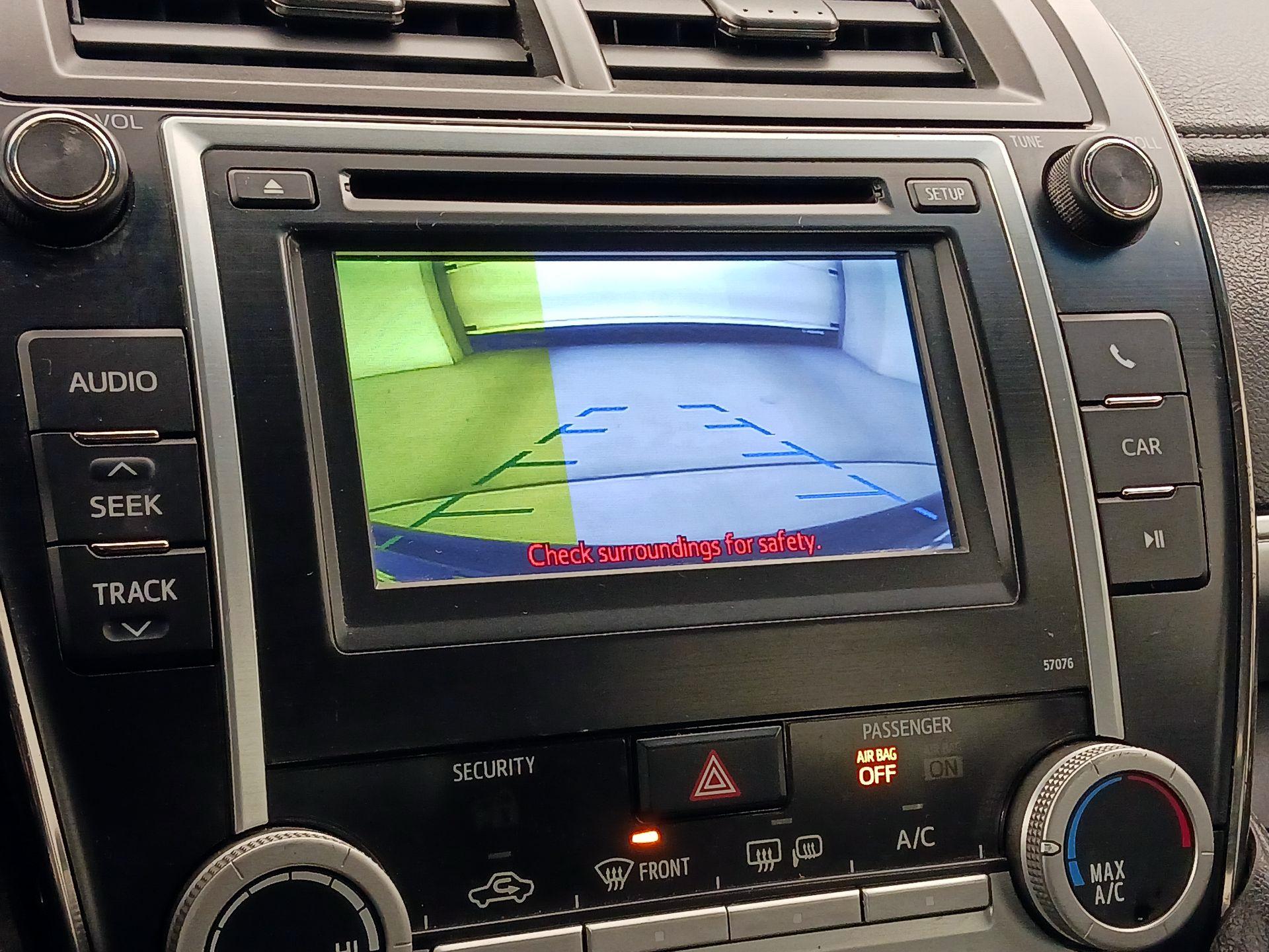 Thumbnail: 2013 Toyota Camry - 14