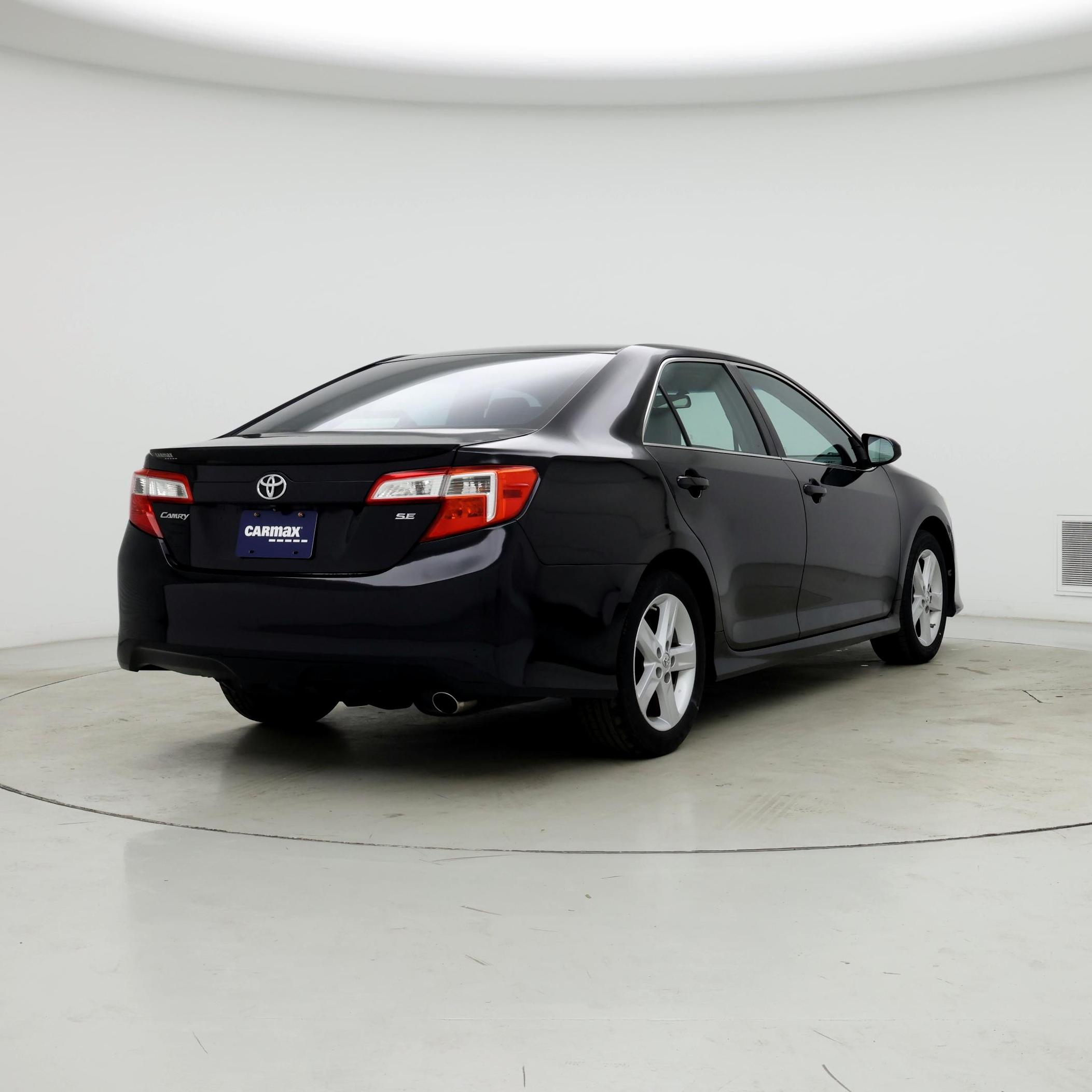 Thumbnail: 2013 Toyota Camry - 8