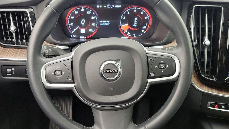 2021 Volvo XC60 T5 Momentum 10