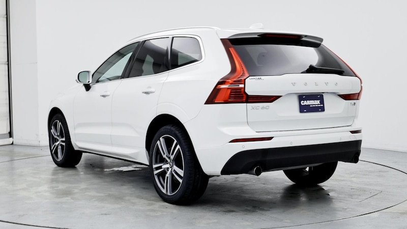 2021 Volvo XC60 T5 Momentum 2