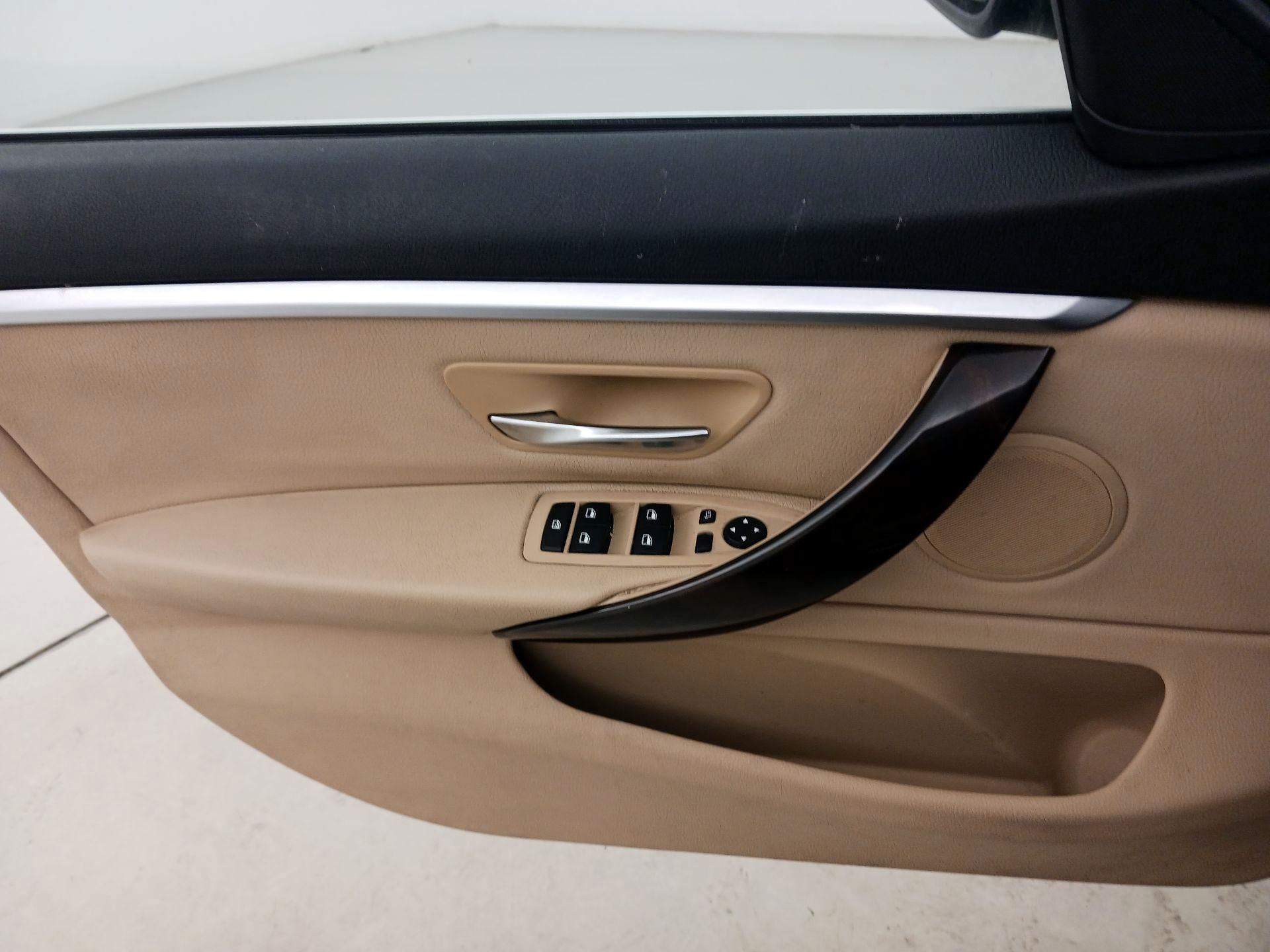 Thumbnail: 2016 BMW 4 Series - 12