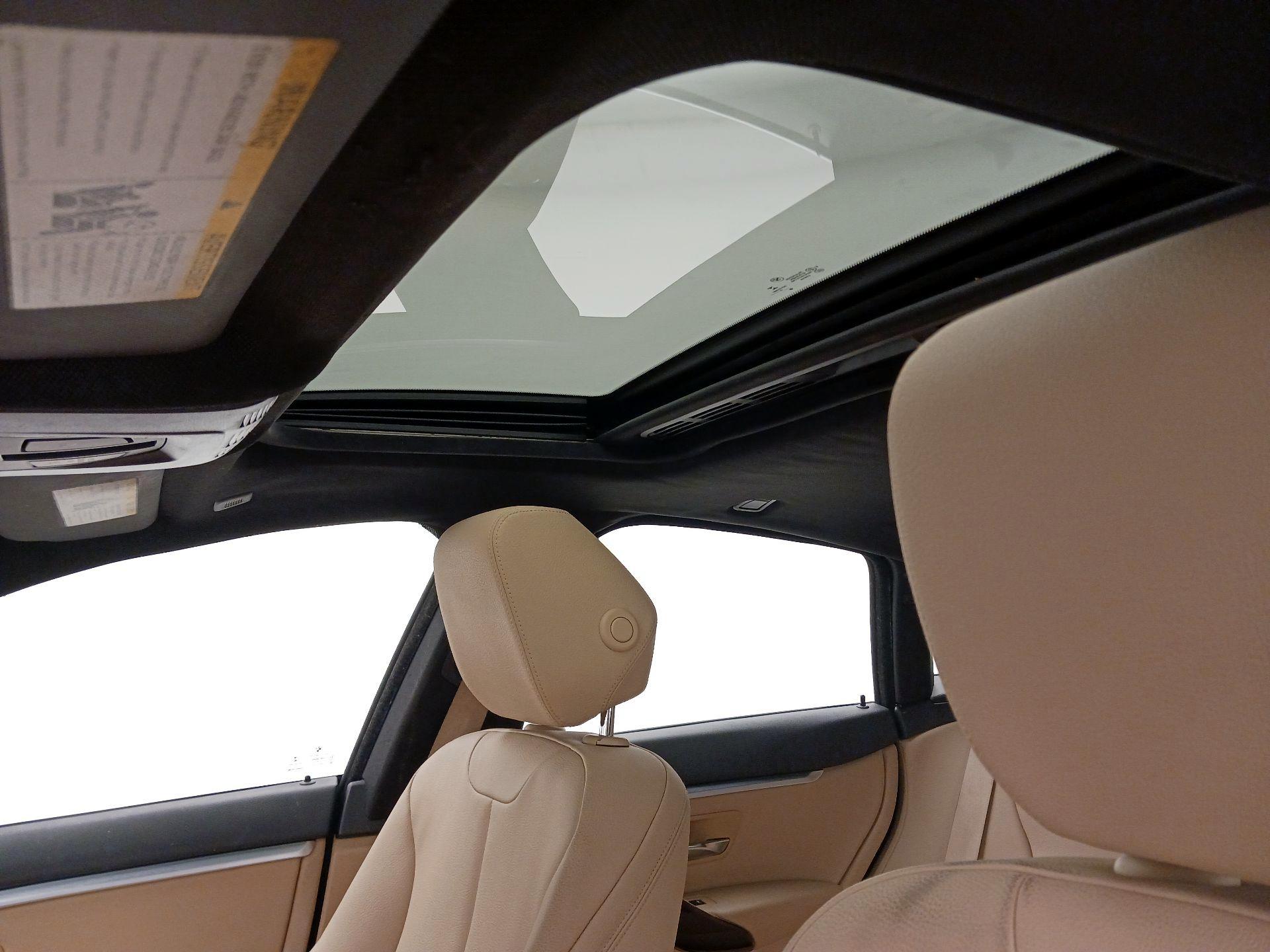 Thumbnail: 2016 BMW 4 Series - 18