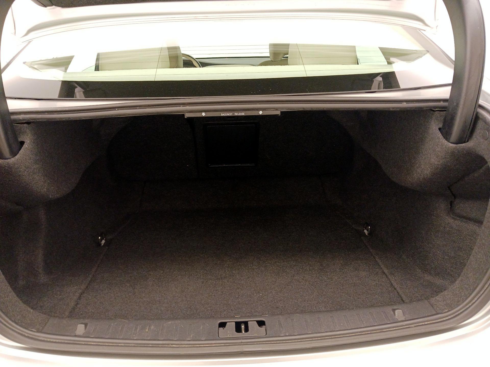 Thumbnail: 2015 Volvo S60 - 20