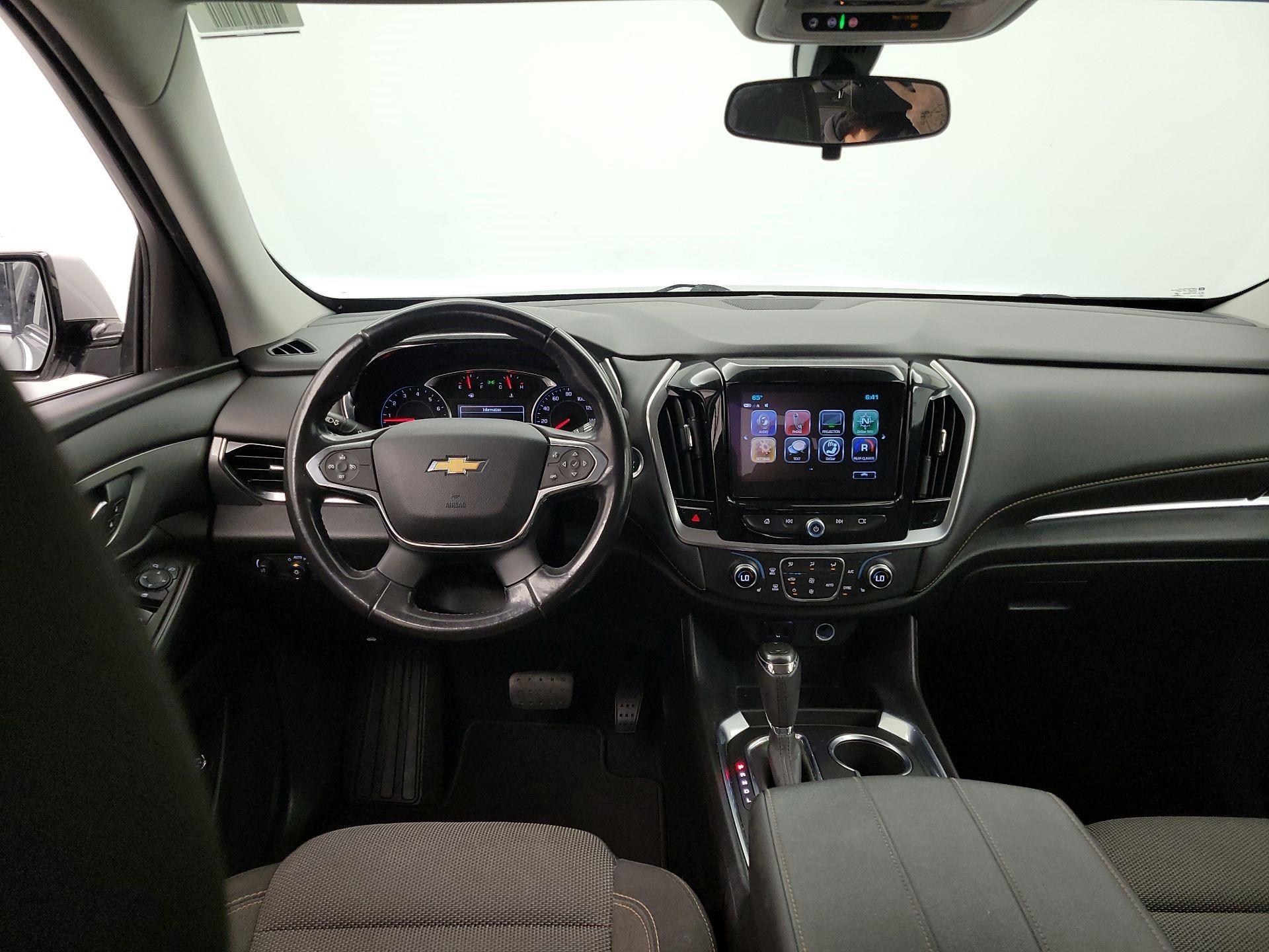Thumbnail: 2019 Chevrolet Traverse - 9